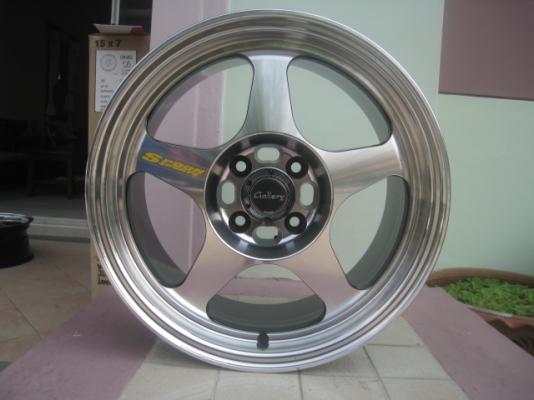 ขายล้อแม็กใหม่ เคยเป็นล้อโชว์ ลาย Spoon 16"x7" et40 4รู100 สีดำหน้าเงา สนใจติดต่อเล็กคลองสามครับ 081-3747940