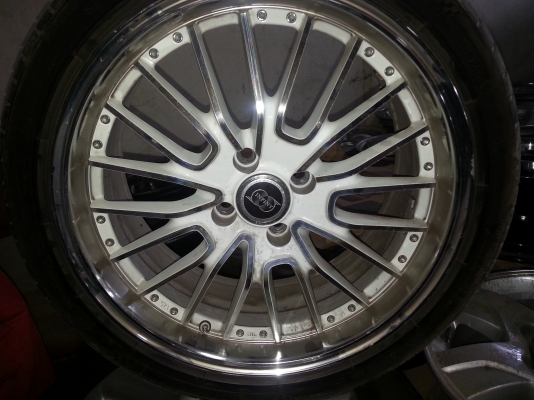 ขายแม็ก17  -7.5  Japan  พร้อมยาง  205/45/17   ปี12สวยๆ1ชุด