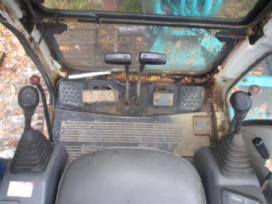 KOMATSU PC45-1 รถขุดเก่านอกนำเข้าจากญี่ปุ่น KOMATSU PC45-1 รถขุดเก่านอกนำเข้าจากญี่ปุ่น