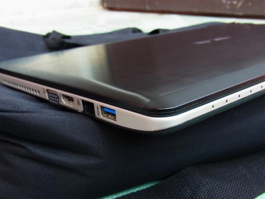 โน็ตบุ็ก Asus K46c i5 กาดร์จอnvidia 2GB แรม 4GB HDD750