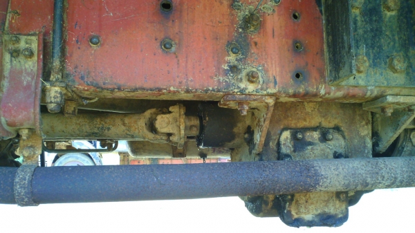 หกล้อเบ้นซ์ เครื่องหกสูบ มีวินซ์ลาก มีทะเบียน