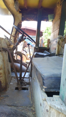 หกล้อเบ้นซ์ เครื่องหกสูบ มีวินซ์ลาก มีทะเบียน