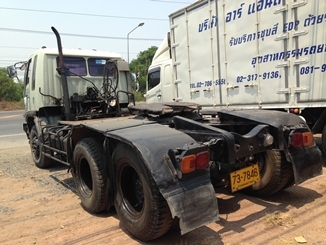 ขายหัวลากHONO 3M 240 แรง เกียร์ฟลูเลอร์พร้อมใช้