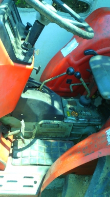 รถไถ YANMAR YM2010 D รถเก่าญี่ปุ่นแท้ แถมฟรี จอบหมุนพร้อมใช้ ๑ ชุด