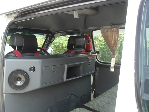 ขายรถตู้หลังคาสูง ปี2002 สภาพดี พร้อมใช้