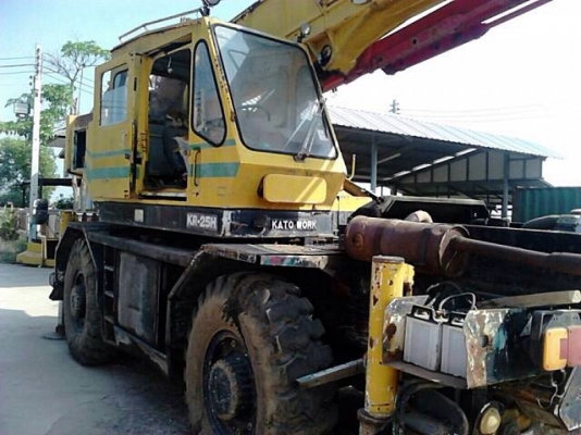 ขายรถเครน KATO ขนาด 20 ตัน รถพร้อมใช้ เอกสารเล่มทะเบียน