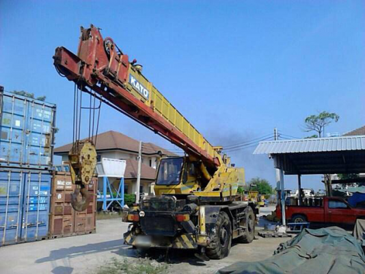 ขายรถเครน KATO ขนาด 20 ตัน รถพร้อมใช้ เอกสารเล่มทะเบียน
