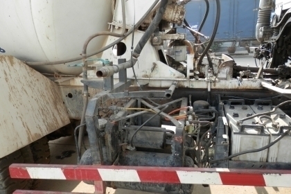 รถโม่ปูน NISSAN UD CW51 ปี51-290 TURBO โม่นอก6คิว