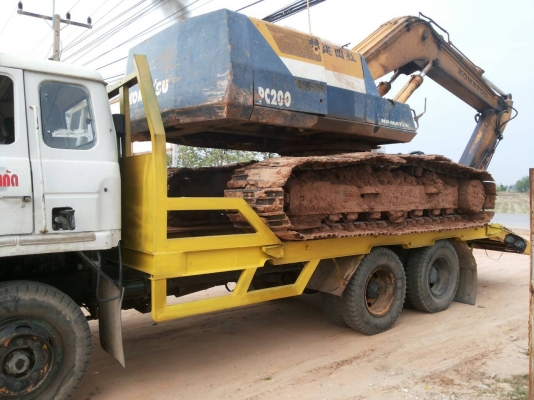 ขายรถสิบล้อ เพลาเดียว. NISSAN. UD. หางลากแม็คโคได้  สถาพดี