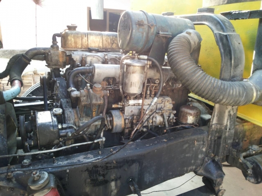 ขายรถสิบล้อ เพลาเดียว. NISSAN. UD. หางลากแม็คโคได้  สถาพดี