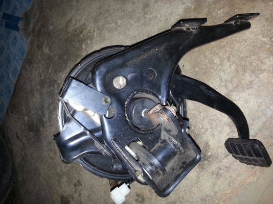 ขายหม้อลมปั๊มเบรคบน Hino FC4J