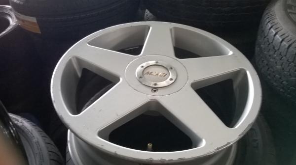 ขายล้อขอบ17 4รู114 5รุ114ล้อนอกชุดละ4800