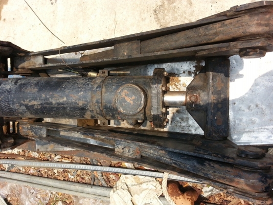 ขายชุดกระบอกดั๊ม 4 ตัน พร้อมตัวปั่น ขายชุดกระบอกดั๊ม 4 ตัน พร้อมตัวปั่น