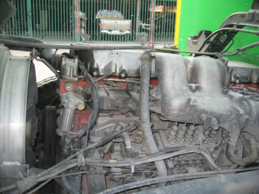 ขายหกล้อ อีซูซุ เดกก้า ตู้บรรทุก 10 บาน ขายหกล้อ อีซูซุ เดกก้า ตู้บรรทุก 10 บาน