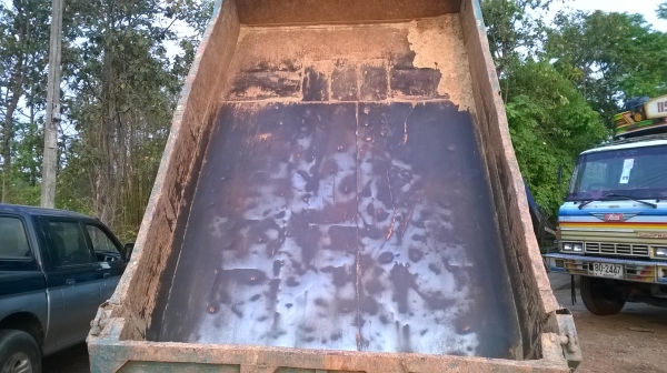 ขาย 6 ล้อหัวยาวดั้มสภาพพร้อมใช้งาน ไม่มีทะเบียน คัสซีสวยจัดตลอดเส้นไม่มีบวม เครื่อง DA120 ช่วงล่างเดิม สนใจอยากได้ไปใช้งานต่อรองราคาได้ครับ