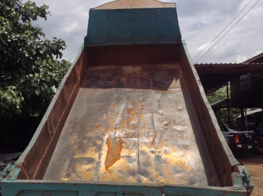 ขาย 6 ล้อหัวยาวดั้มสภาพพร้อมใช้งาน ไม่มีทะเบียน คัสซีสวยจัดตลอดเส้นไม่มีบวม เครื่อง DA120 ช่วงล่างเดิม สนใจอยากได้ไปใช้งานต่อรองราคาได้ครับ