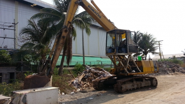 ขายรถ pc200-5 ขายรถ pc200-5