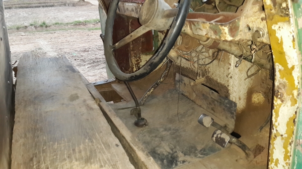 ขายเทรนเลอร์สองเพลาเรียวหางขึ้น200สบายช่วงล่างใหญ่เครื่อง190แรงทะเบียนแจ้งจอดโทร0843923995