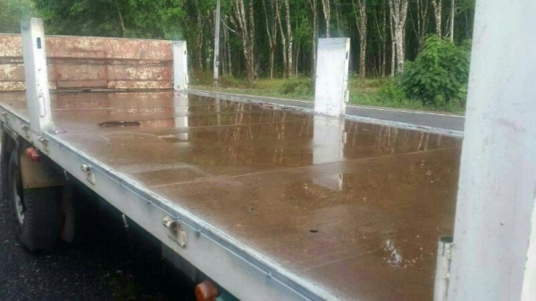 รถฮีโน่ 6 ล้อ ( ไม่ดั้ม )  150 แรงม้า. ปี 48  สนใจติดต่อ 081 - 6079515