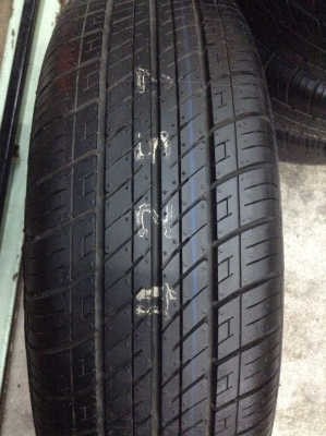 ขายยางป้ายแดงพรีอมลัอกระบะ175 65 14 ถูกๆยางปี0714