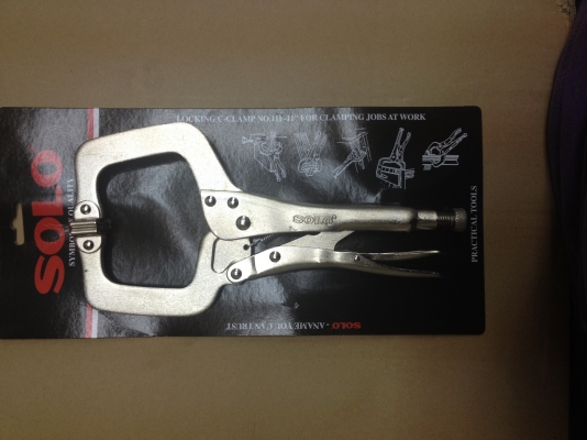 คีมล็อคตัวซี SOLO