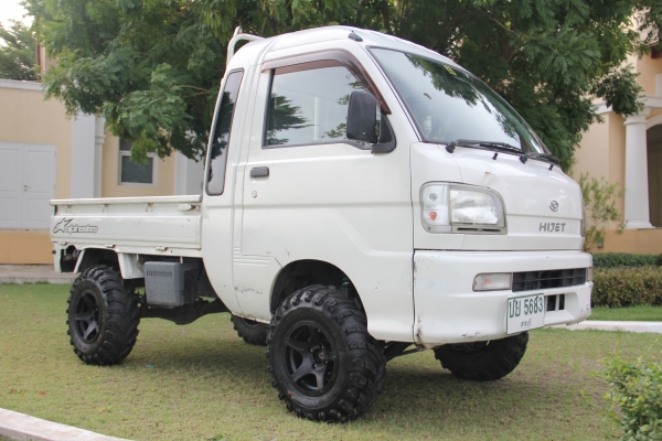 ขายยาง กระป้อ 4x4 ครับ