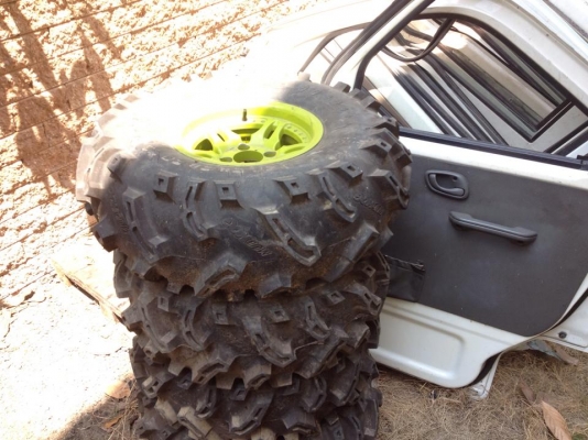 ขายยาง กระป้อ 4x4 ครับ