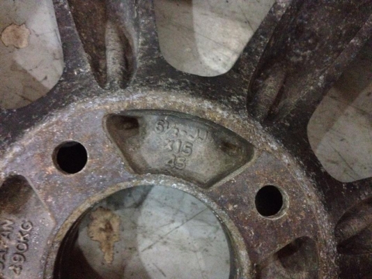 ขายล้อกล้วย BR ขอบ15 4/114 กว้าง6.5 et 40 สีเดิม สวยๆ ขายล้อกล้วย BR ขอบ15 4/114 กว้าง6.5 et 40 สีเดิม สวยๆ