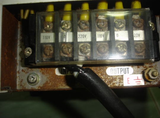 ขายเครื่องป้องกันไฟตก-ไฟเกินauto กำลังสูงสุด 3000VA