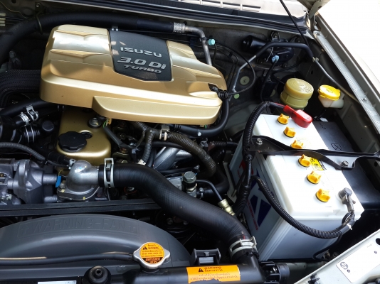 รถบ้านแท้มือเดียว อีซูสุ ดีแมค SLX  แคป ปี2002 เครื่อง3,0 ตัว ทอ๊ปสุด