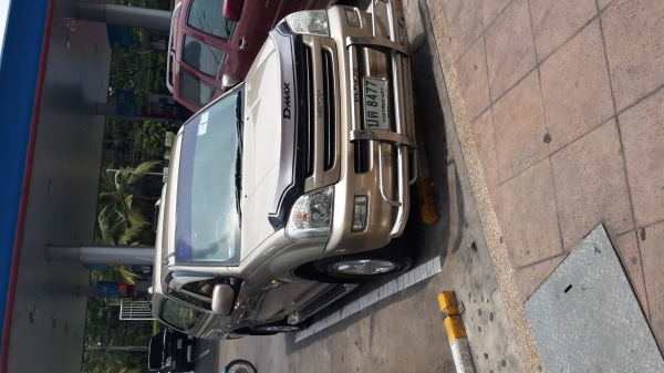 รถบ้านแท้มือเดียว อีซูสุ ดีแมค SLX  แคป ปี2002 เครื่อง3,0 ตัว ทอ๊ปสุด