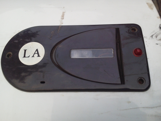 เครื่องทำน้ำอุ่นไฟฟ้า L A.ขนาดถังใหญ่ 30ลิตร ตัวถังเป็นสแตนเลสมีฉนวนกันความร้อนรอบถังl ขนาด 1550 W. (กินไฟน้อยกว่าที่มีขายในบ้านเราหลายเท่าและต่อท่อไปใช้งานได้หลายจุด)ในตัวเครื่องมีระบบป้องกันต่างๆ