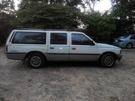 อีซูซุ van TFR มังกรทองเเวน ปี 91 อีซูซุ van TFR มังกรทองเเวน ปี 91