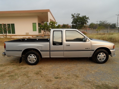 ขาย  ISUZU 2.5 SL SPACECAB