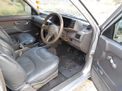 ขาย  ISUZU 2.5 SL SPACECAB