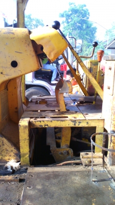 รถแทรคเตอร์ CAT D4 E รถสวยทรงคุณค่า มี เอกสารอินวอยล์ ชอบราคาเท่าไร ต่อรองกันได้ครับ