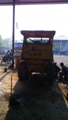 รถแทรคเตอร์ CAT D4 E รถสวยทรงคุณค่า มี เอกสารอินวอยล์ ชอบราคาเท่าไร ต่อรองกันได้ครับ