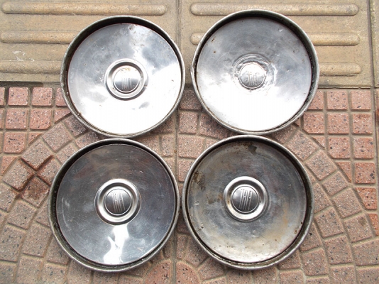 ขายฝาตบล้อรถ fiat 4ฝามีรูปครับ