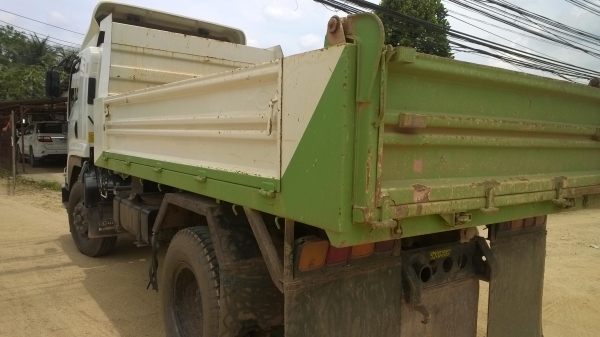 MP1FTR34J  6ล้อดั้ม240แรงเดิมๆจากห้างไมล์7200กม. รถสวยมาก..