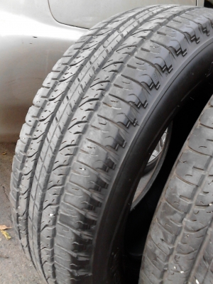 205/70R15  BF G00DBRICH Long trail T/A  tour มี 2 เส้น  Tel.081-427-3941