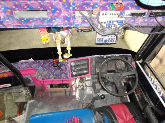 ขายรถบัสพัดลม อีซูซุ ขายรถบัสพัดลม อีซูซุ