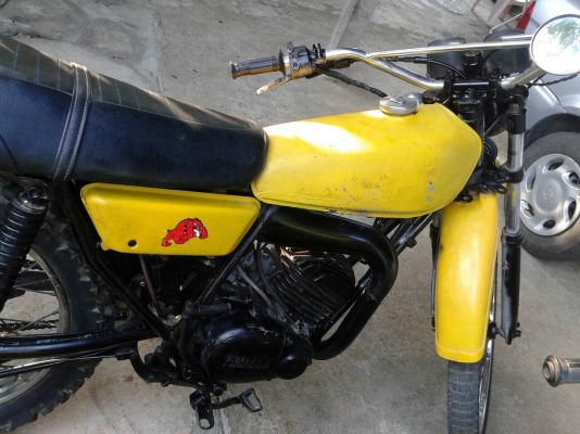 ขาย YAMAHA DT 100 ENDURO เหลืองขมิ้น เครื่องติดขับได้  7,000(ขายแล้วครับ)