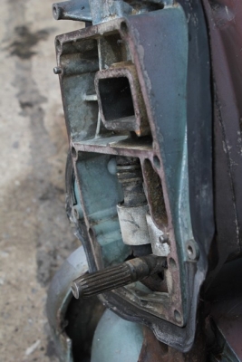 ขายท่อนหางพร้อมใบพัด เครื่องYAMAHA 60 แรง