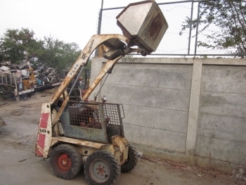 ขาย - รถตักล้อยาง เล็ก TCM BOBCAT: 543 เครื่องดีเซล 3 สูบ พร้อมใช้งาน