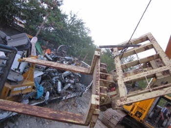 ขาย - งากระดกได้ ดั๊มได้ หิ้งฟอร์ค (ตัวเท) สำหรับรถยก โฟล์คลิฟท์ 2.5  ตัน สภาพสวย พร้อมใช้งาน