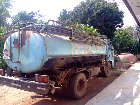 หกล้อ อีซูซู NKR110แรง ห้างแท้ปี37 ยกหัวได้"เกียร์สั้น"รถใช้งานทุกวันอุปกรณ์ครบ"ราคา298000บคุยได้ครับ