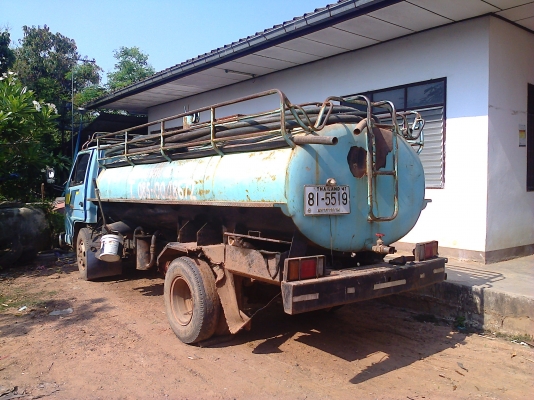 หกล้อ อีซูซู NKR110แรง ห้างแท้"ยกหัวได้"เกียร์สั้น"เอาไปทำเป็นรถน้ำเหมาะเลย