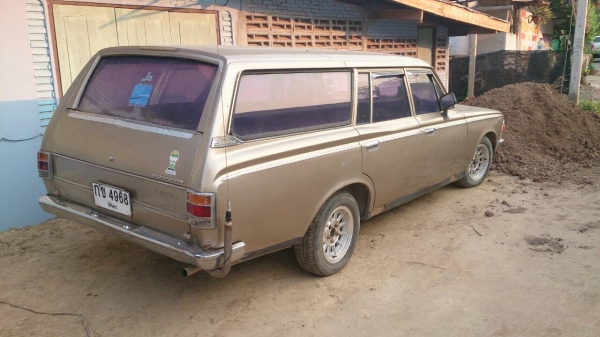 ขาย โตโยต้า คราวน์ แวน ลดราคาให้ เหลือ 59000 พอครับ