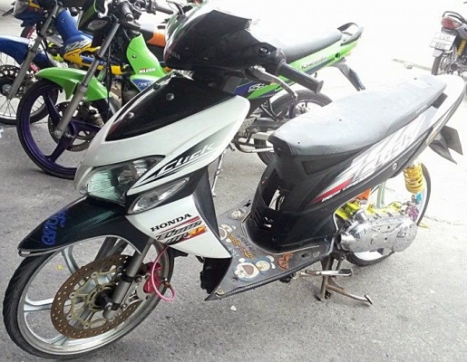 Honda Click คาร์บู ปี51