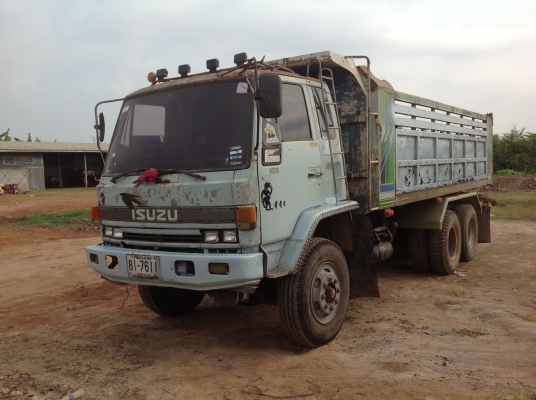 ขายสิบล้อ210สิบสโลวยกดำครัชชีสวยเครื่อง185เทอรโบisuzu